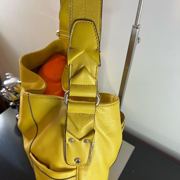 b. makowsky Vibrant Yellow Hobo Bag - Picture 6 of 14